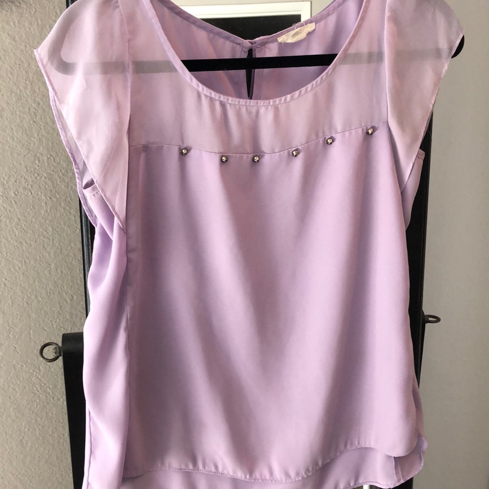 Lavender top with studs